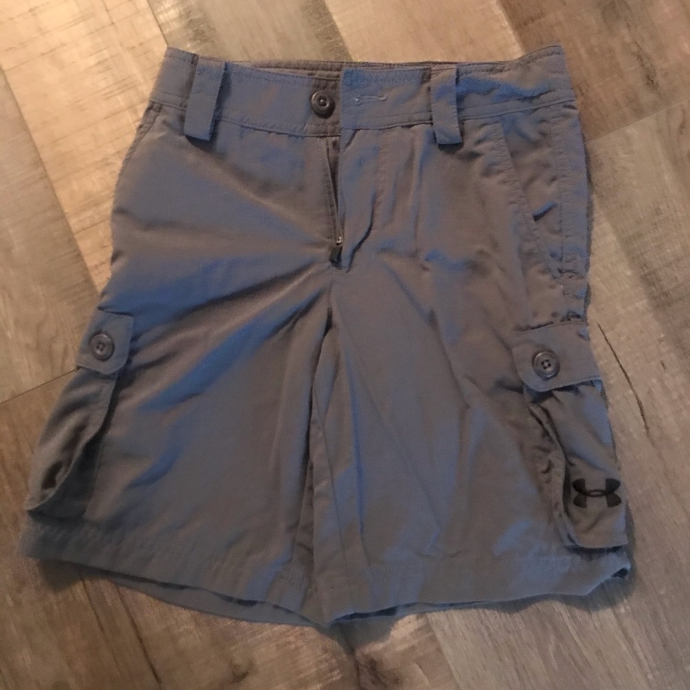 Boys gray shorts